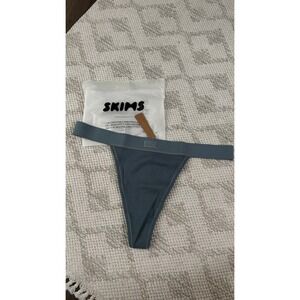 0176. SKIMS Cotton Rib Thong Panty, Luxe Rib, Women's Size‎ 2X, New in Package